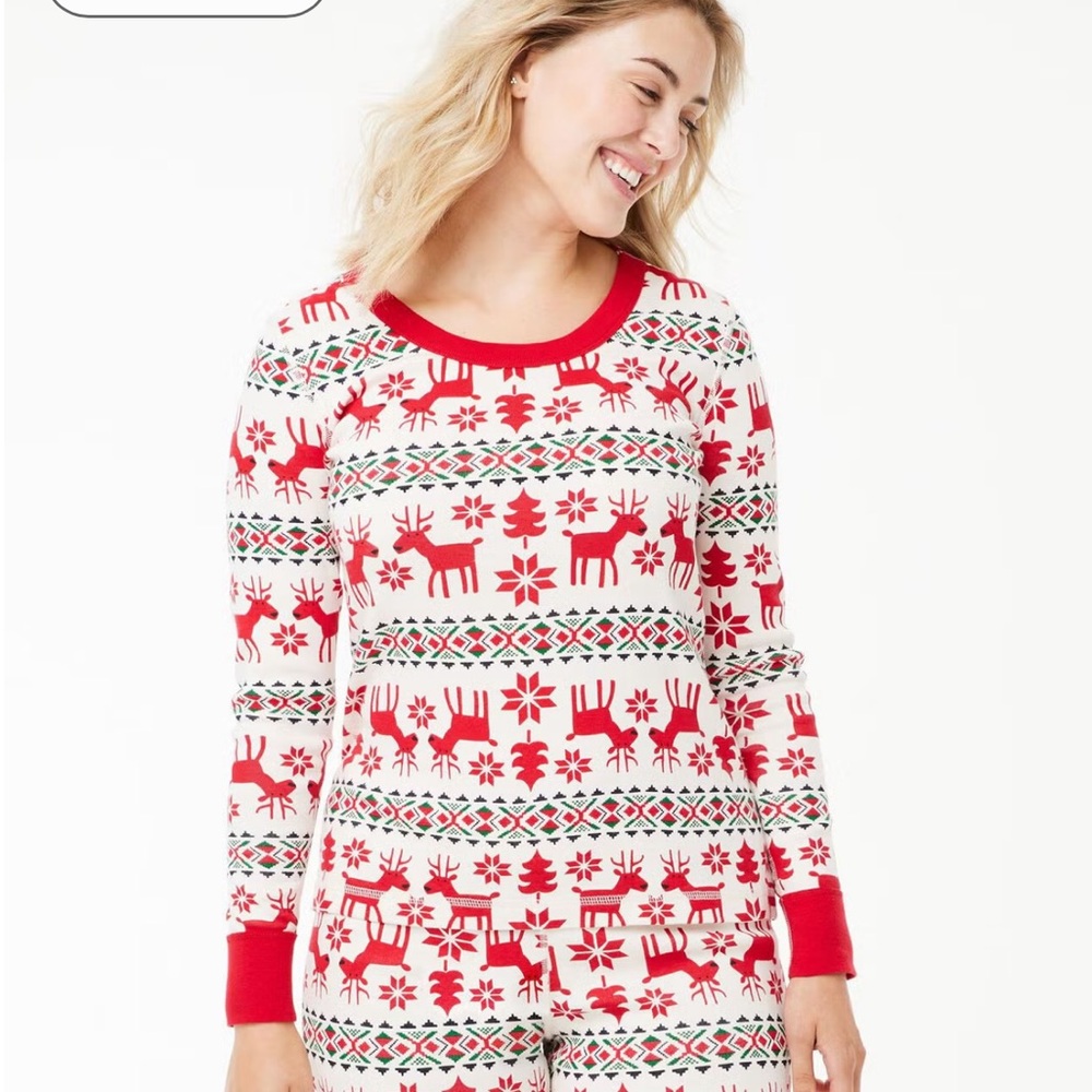 Hanna Andersson Red and Cream Reindeer Holiday Pajama Set - Picture 4 of 4